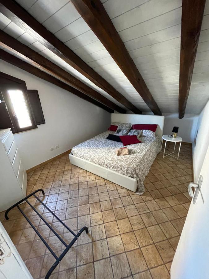 La Mansarda Dei Mori Apartment Catania Ngoại thất bức ảnh