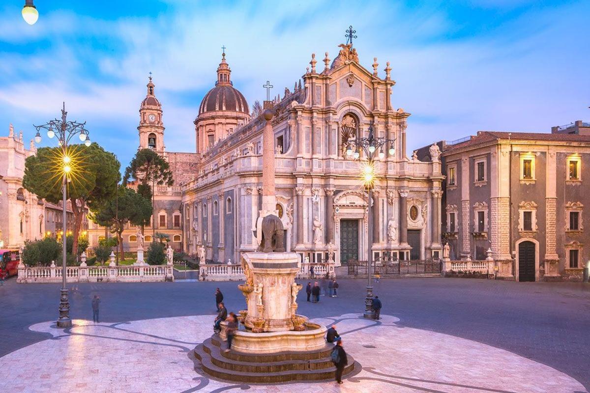 La Mansarda Dei Mori Apartment Catania Ngoại thất bức ảnh